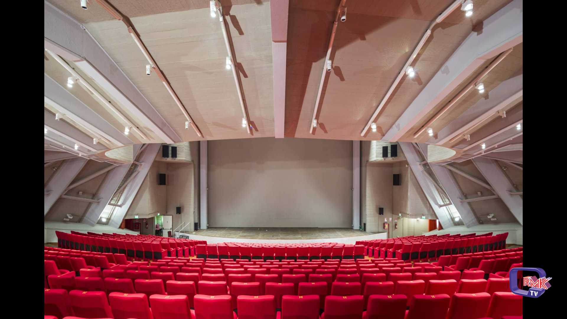 Teatro Samonà ancora terreno di conquista, rubato un climatizzatore